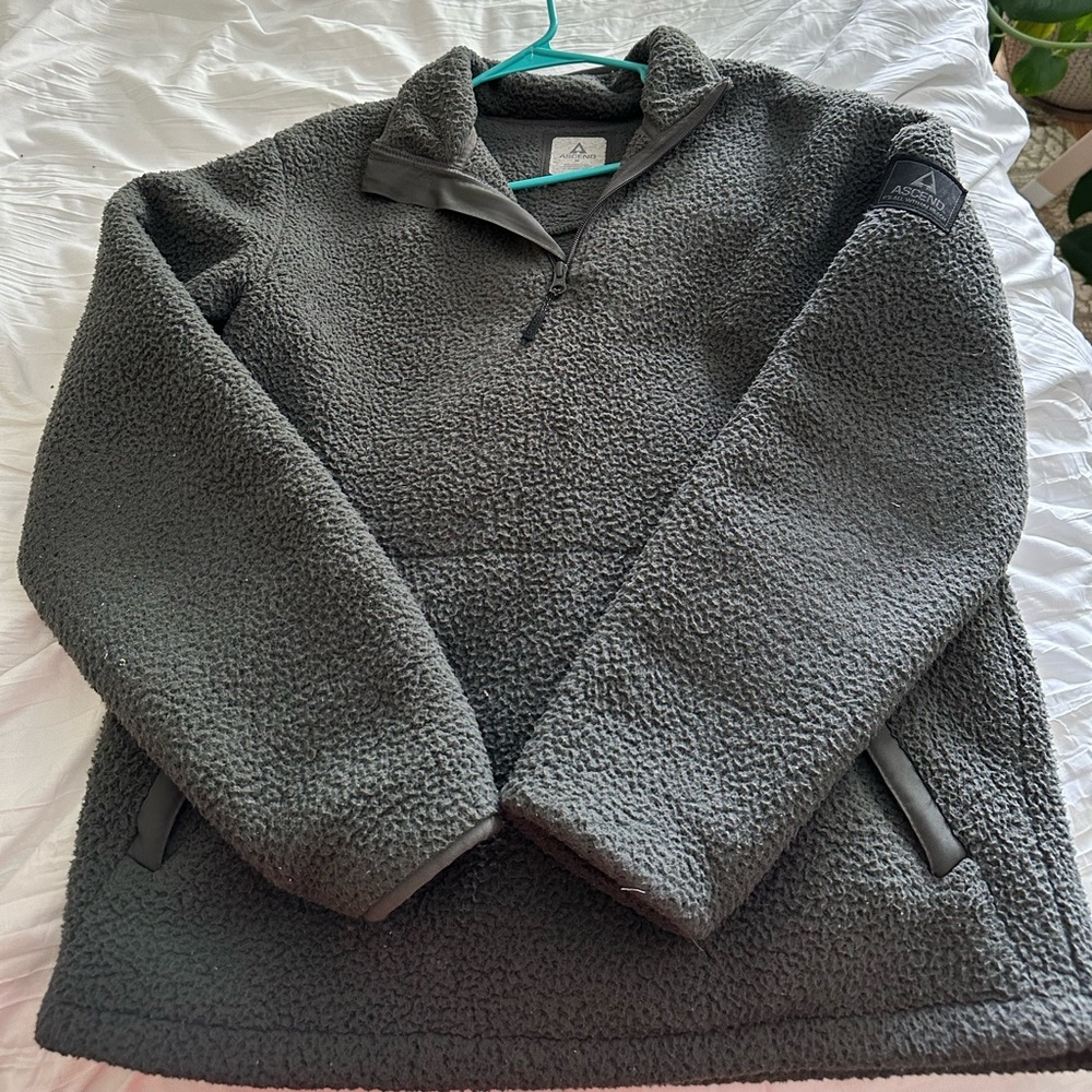 Ascend mens jacket